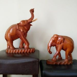 Vtg Large Pair Wooden Mahogany Carved Elephants